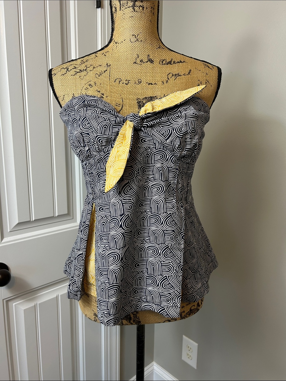 Anthropologie Odille strapless top size 12